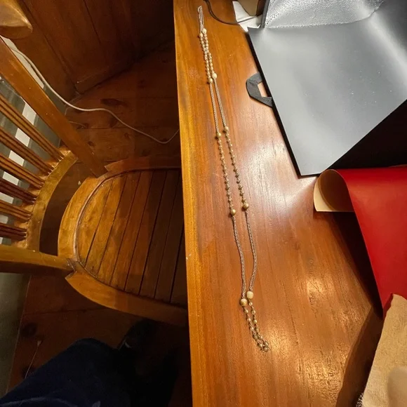 𝟔𝟎” 𝟏𝟗𝟓𝟎𝐬 𝐒𝐢𝐥𝐯𝐞𝐫 𝐏𝐞𝐚𝐫𝐥 𝐋𝐚𝐫𝐢𝐚𝐭 – 𝐓𝐡𝐞 𝐎𝐧𝐞 𝐓𝐡𝐚𝐭 𝐆𝐨𝐭 𝐀𝐰𝐚𝐲 ✨ - Picture 16 of 17